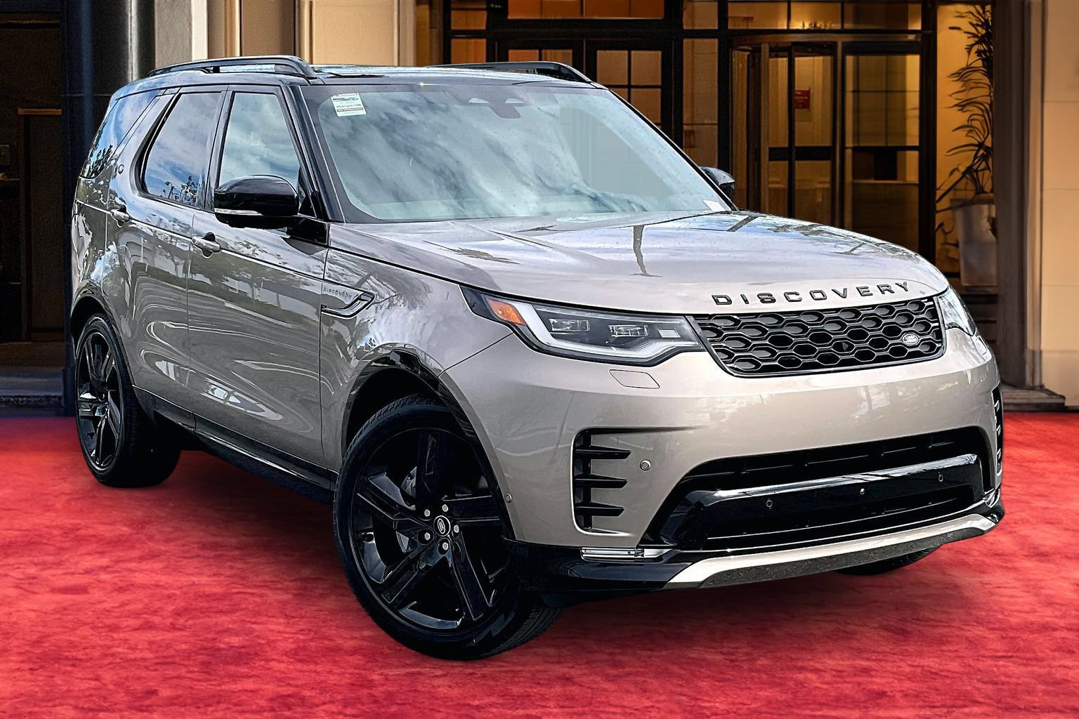 New 2026 Land Rover Discovery Dynamic SE AWD/4WD image 23