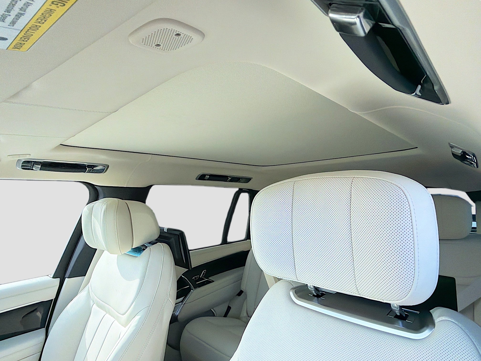 New 2026 Land Rover Range Rover Long Wheelbase Autobiography image 28