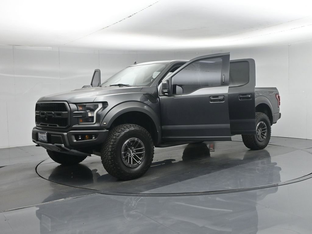 Used 2019 Ford F150 Raptor w/ Equipment Group 802A Luxury AWD/4WD image 34