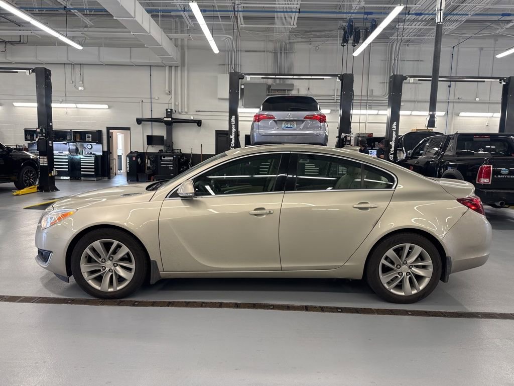 Used 2015 Buick Regal Premium w/ Experience Buick Package image 8