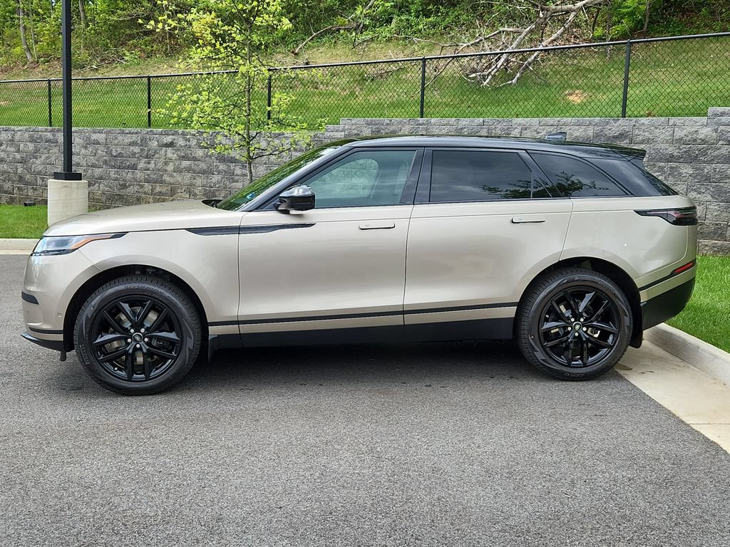 Used 2026 Land Rover Range Rover Velar S AWD/4WD image 6