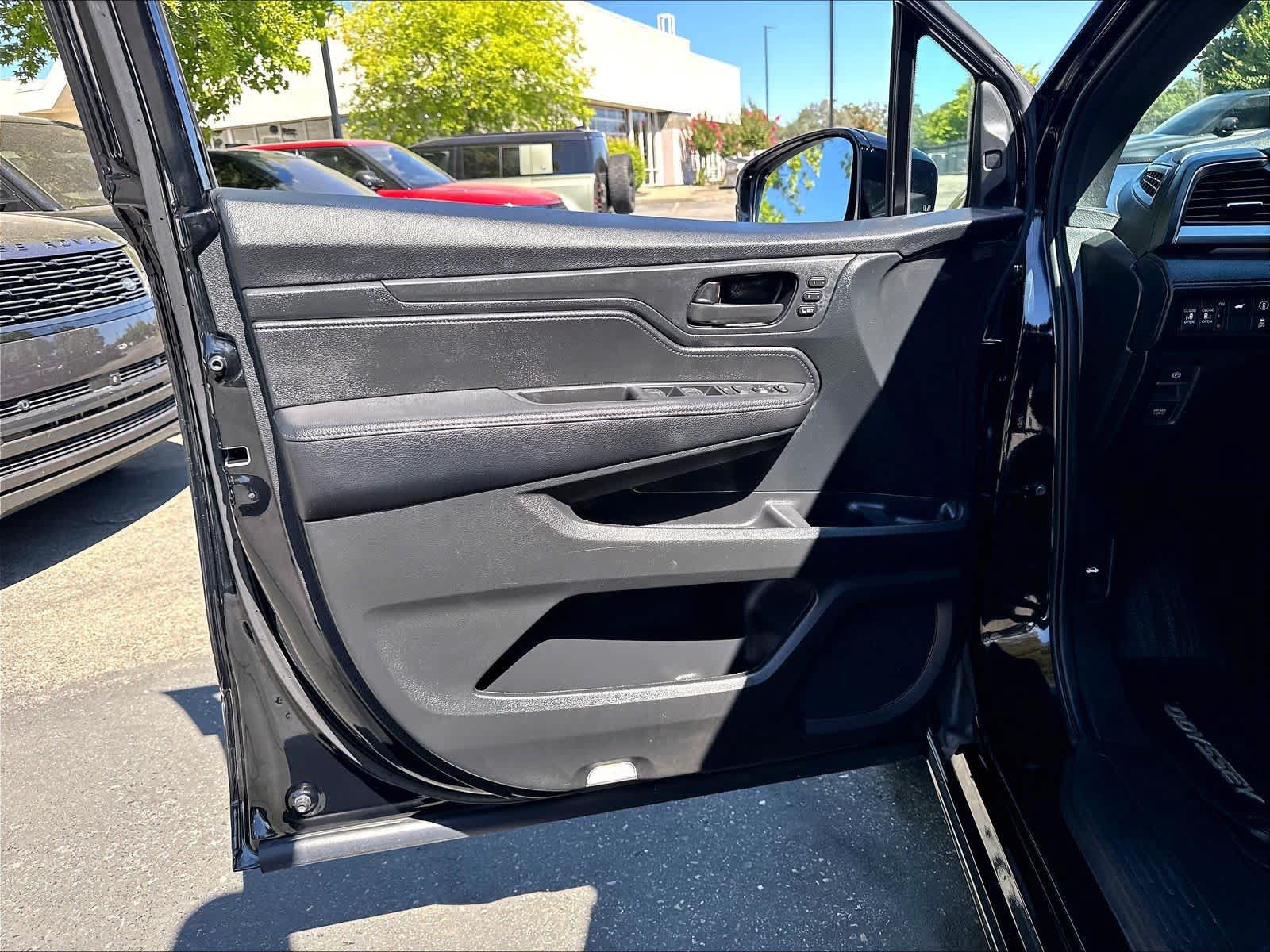 Used 2023 Honda Odyssey Sport image 26