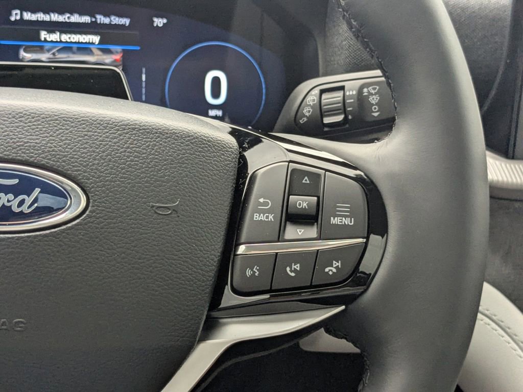 New 2026 Ford Explorer Platinum w/ LUX Leather Package image 29