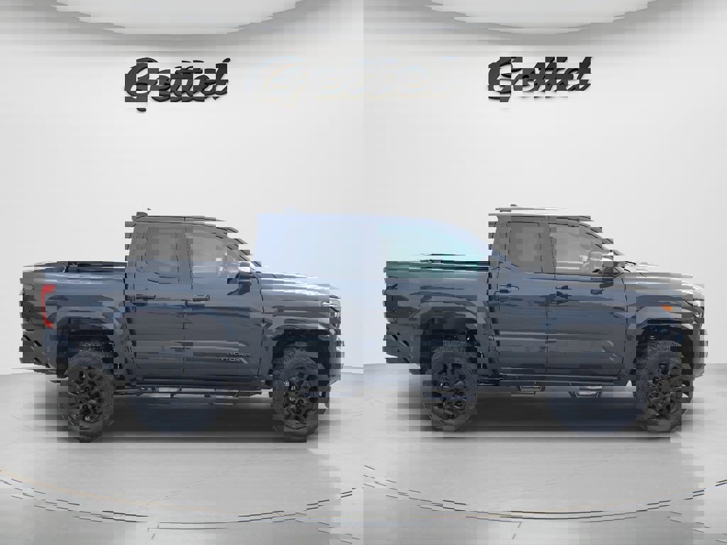 New 2026 Toyota Tacoma SR5 image 3