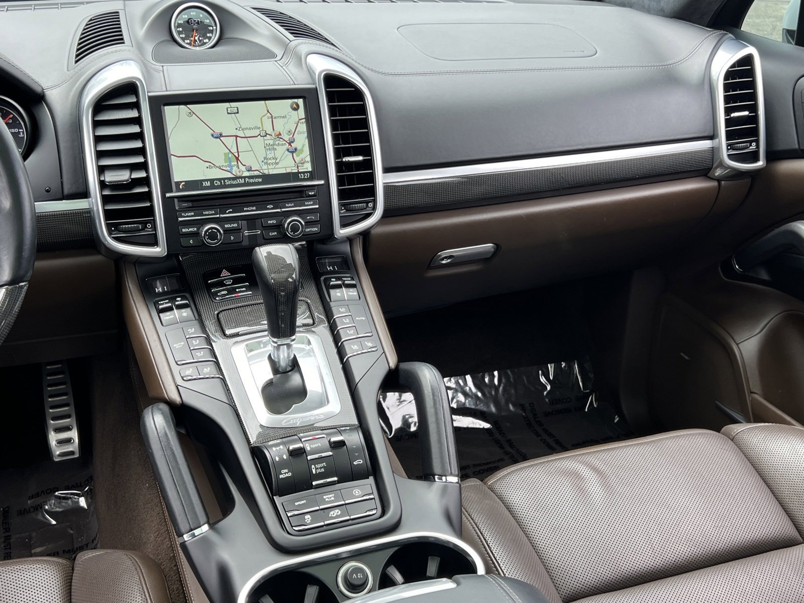 Used 2016 Porsche Cayenne Turbo S image 27