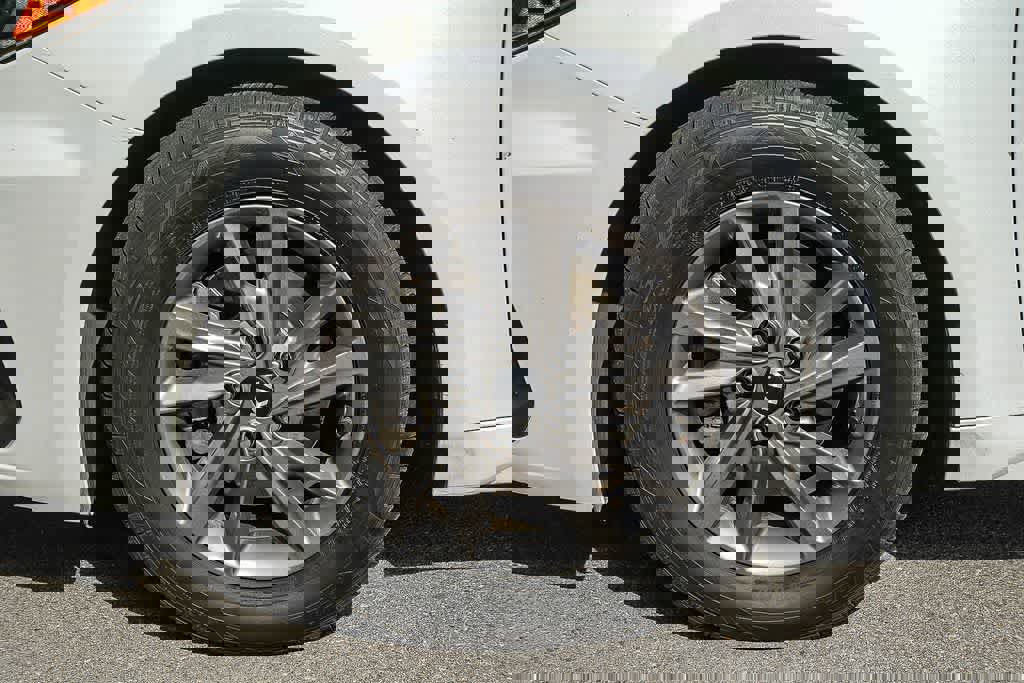 Used 2020 Kia Optima LX image 10