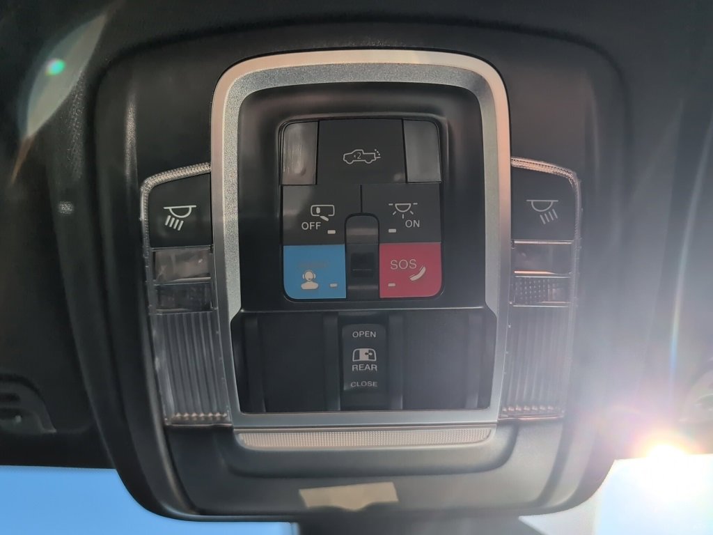 New 2026 RAM 1500 4x4 Crew Cab image 65