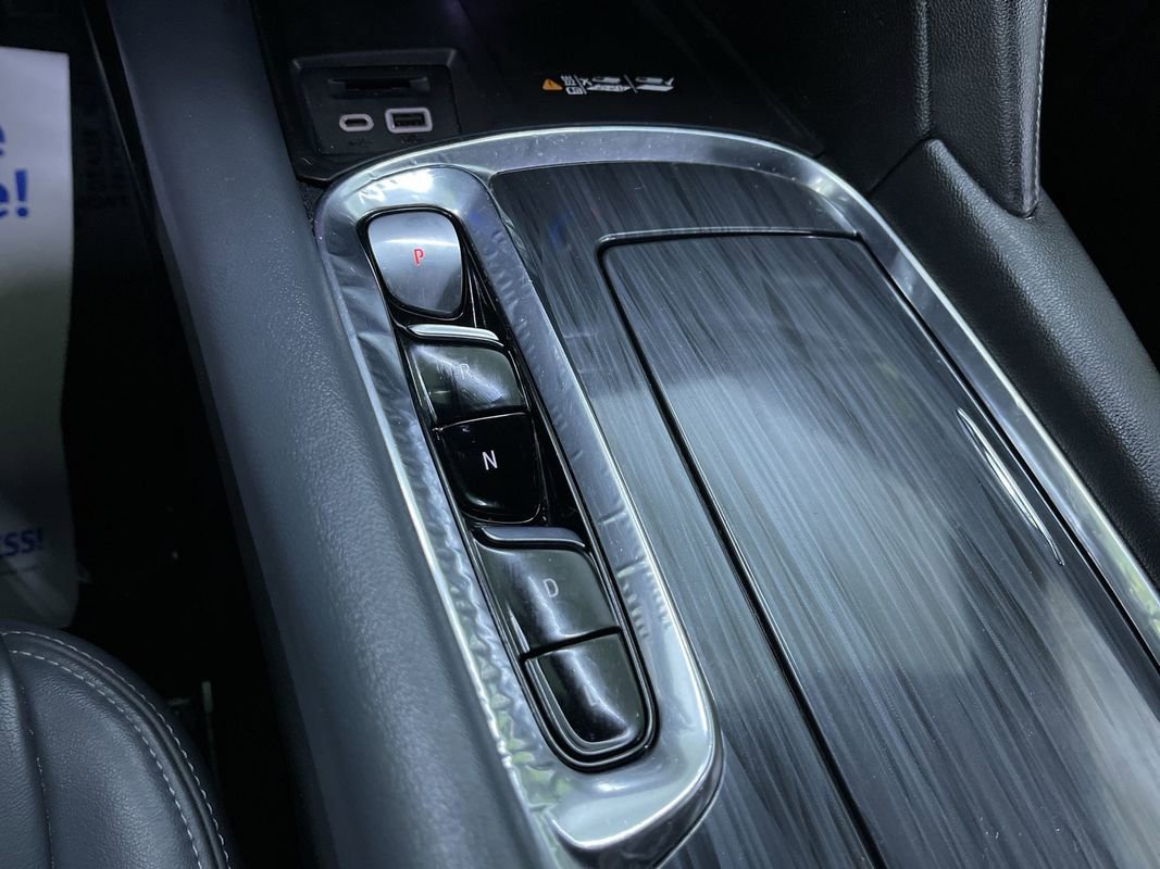 Used 2023 Buick Enclave Essence FWD image 23