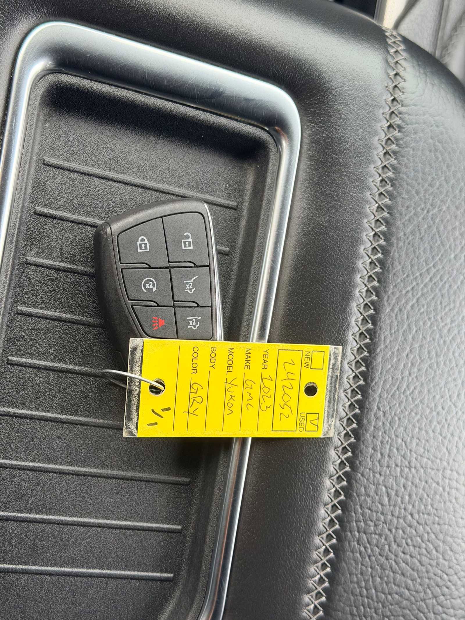 Used 2023 GMC Yukon Denali image 36