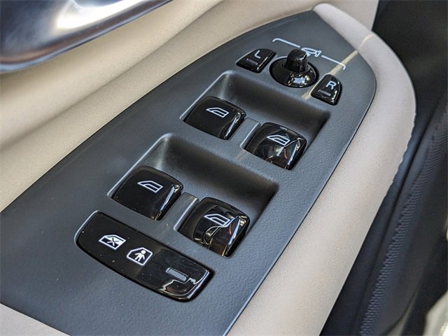 New 2025 Volvo XC90 T8 Plus image 27