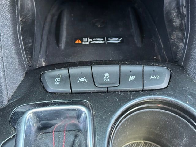 Certified 2022 Chevrolet TrailBlazer RS w/ Technology Package AWD/4WD image 15