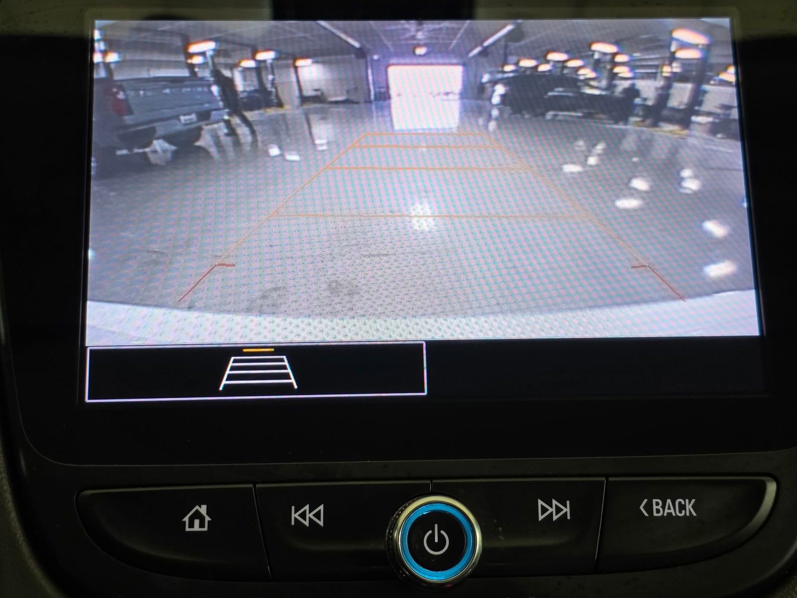 Used 2022 Chevrolet Malibu LS FWD image 26