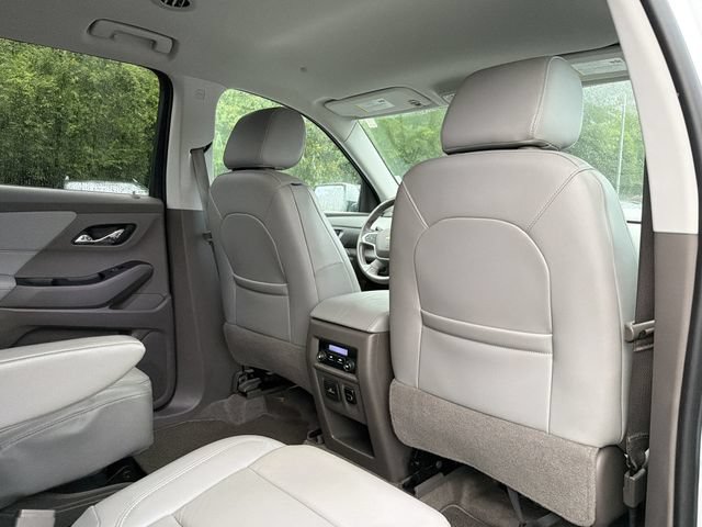 Used 2018 Chevrolet Traverse LT FWD image 19