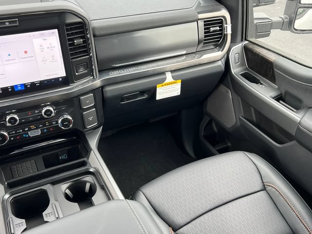 New 2026 Ford F550 4x4 Crew Cab image 30