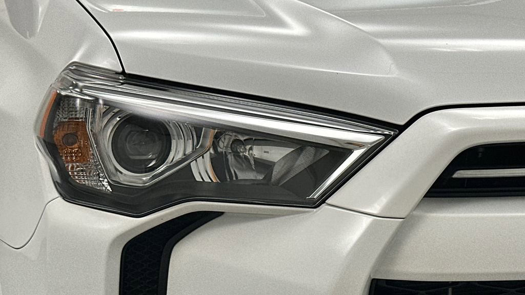 Certified 2022 Toyota 4Runner SR5 Premium w/ Moonroof Package image 25