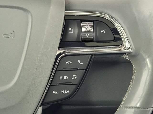 Used 2020 Lincoln Navigator Reserve w/ Equipment Group 208A Reserve AWD/4WD image 36