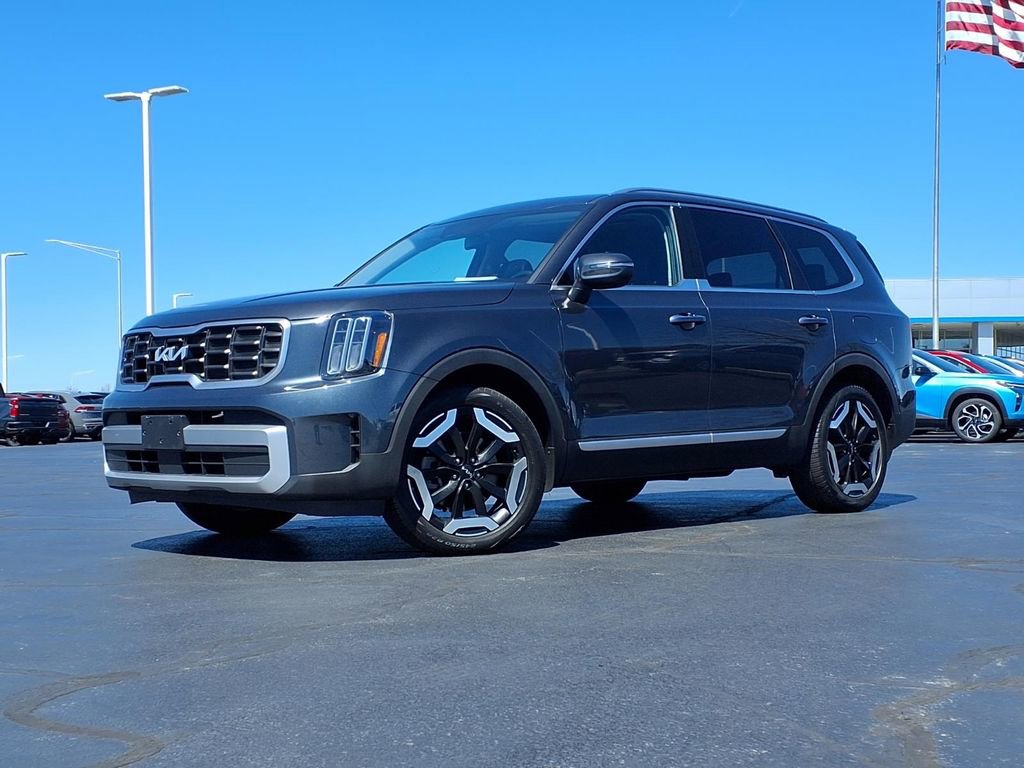 Used 2023 Kia Telluride S w/ S Sunroof Package AWD/4WD image 2