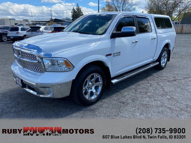 Used 2015 RAM 1500 Laramie w/ Convenience Group AWD/4WD image 3