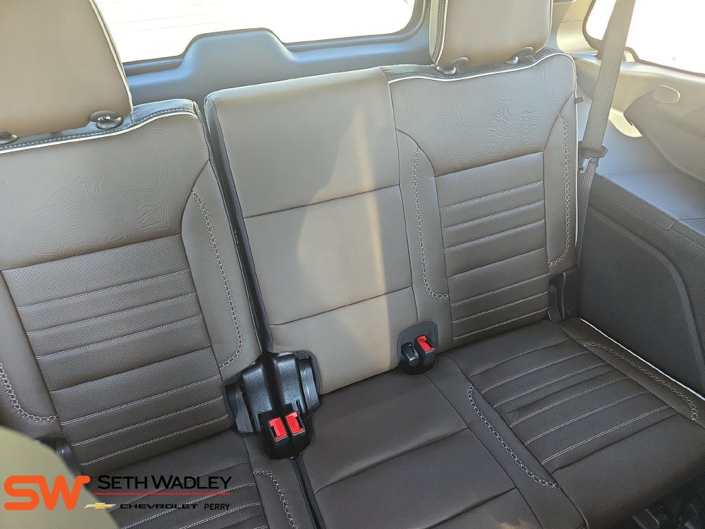 New 2026 GMC Yukon Denali Ultimate AWD/4WD image 12