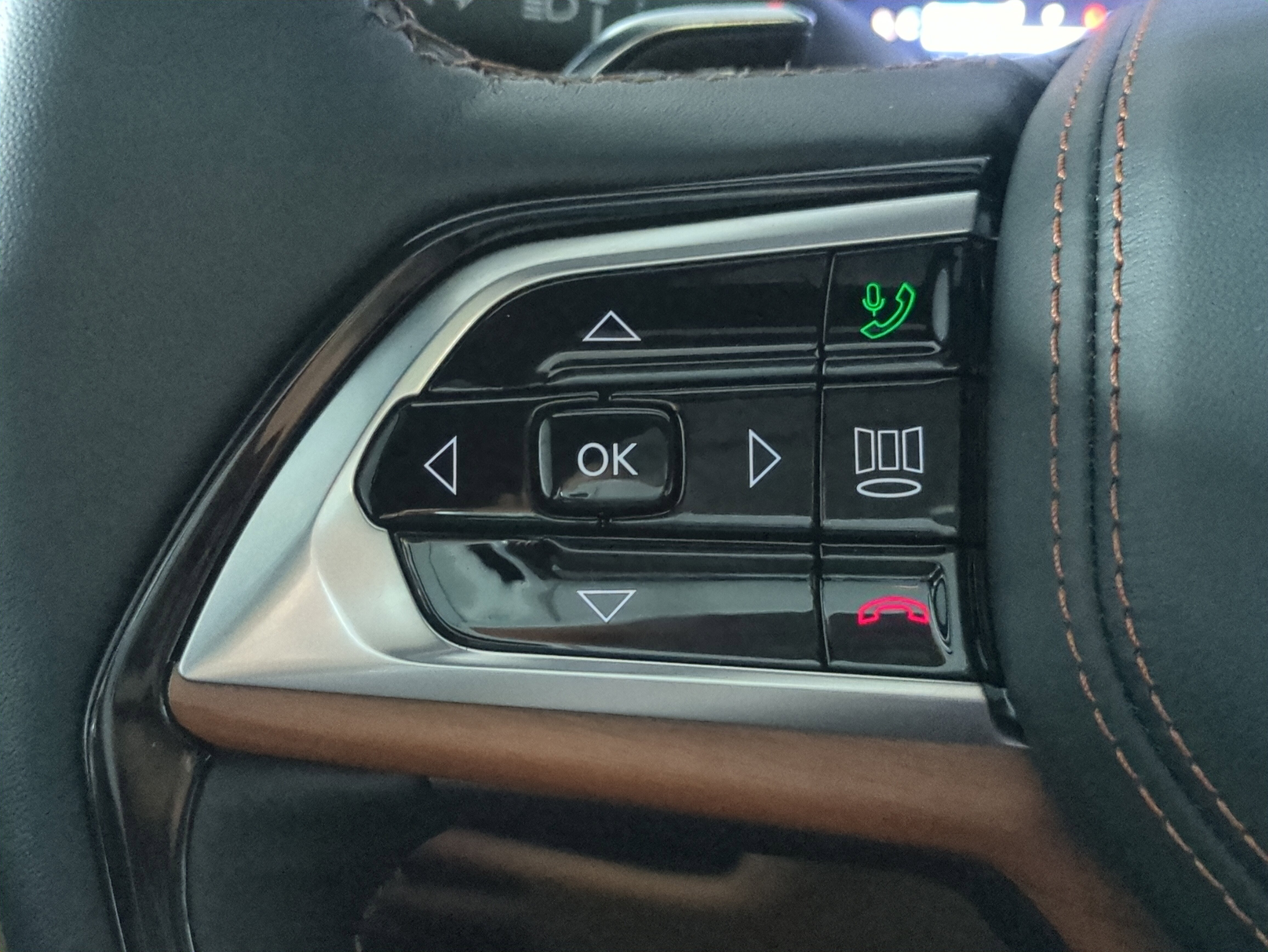 New 2025 Jeep Grand Cherokee Summit AWD/4WD image 27