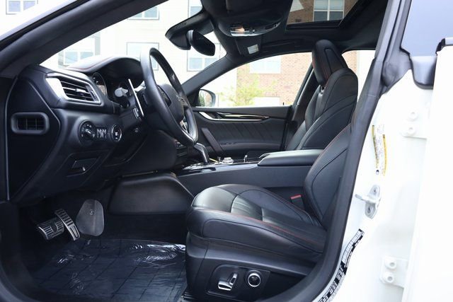 Certified 2024 Maserati Ghibli Modena Ultima Q4 image 10