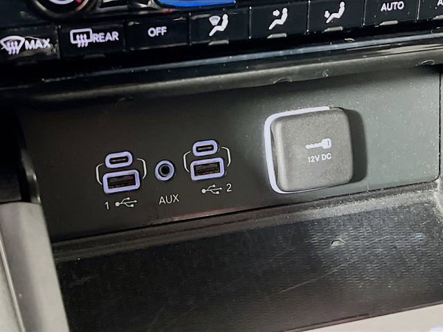 Used 2024 Jeep Grand Cherokee Altitude RWD image 20