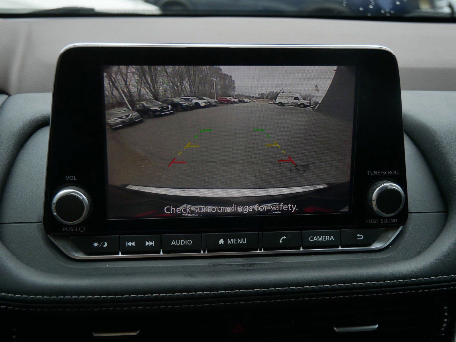 Used 2022 Nissan Rogue SV image 16