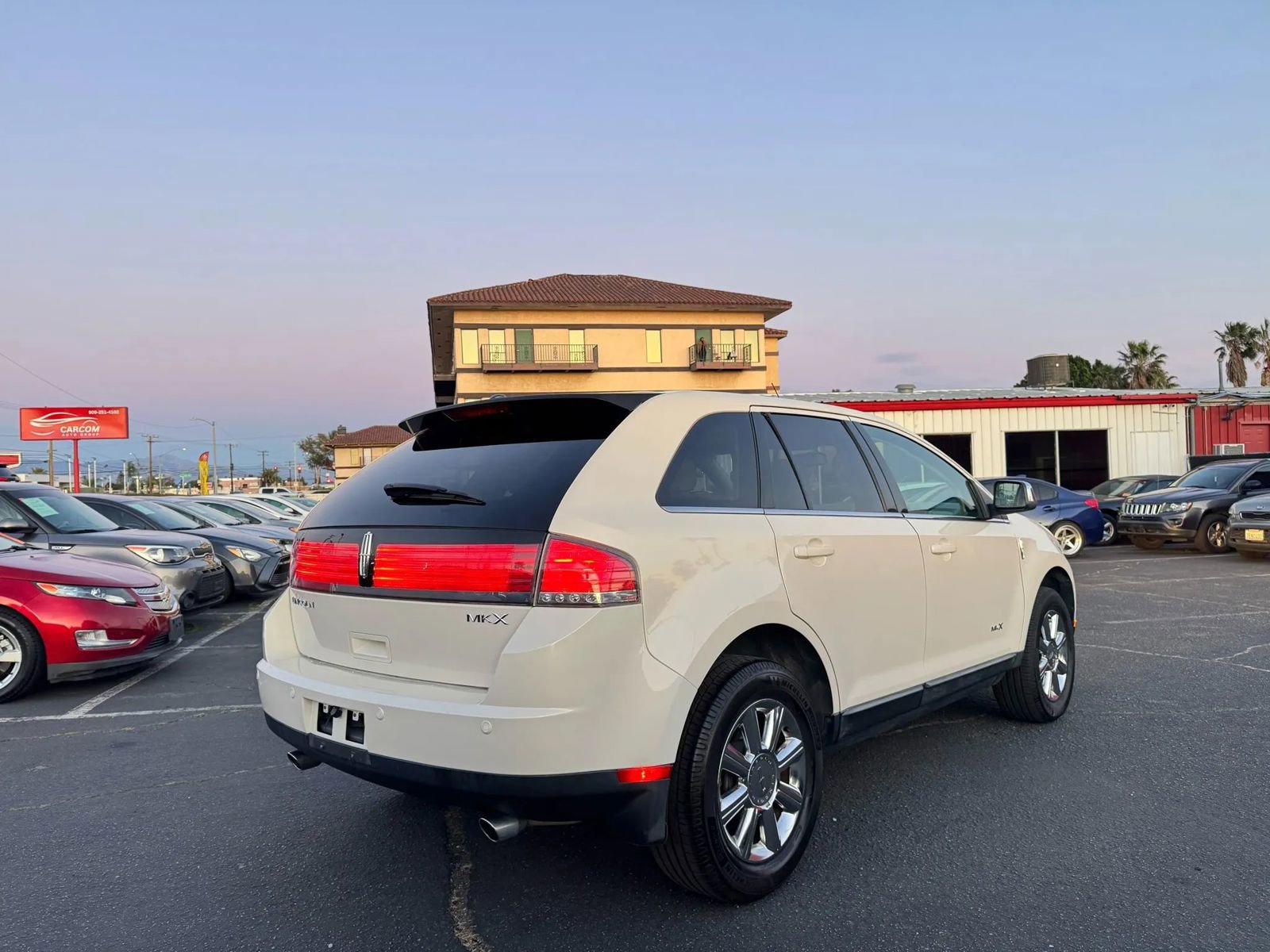 Used 2008 Lincoln MKX 2WD image 9