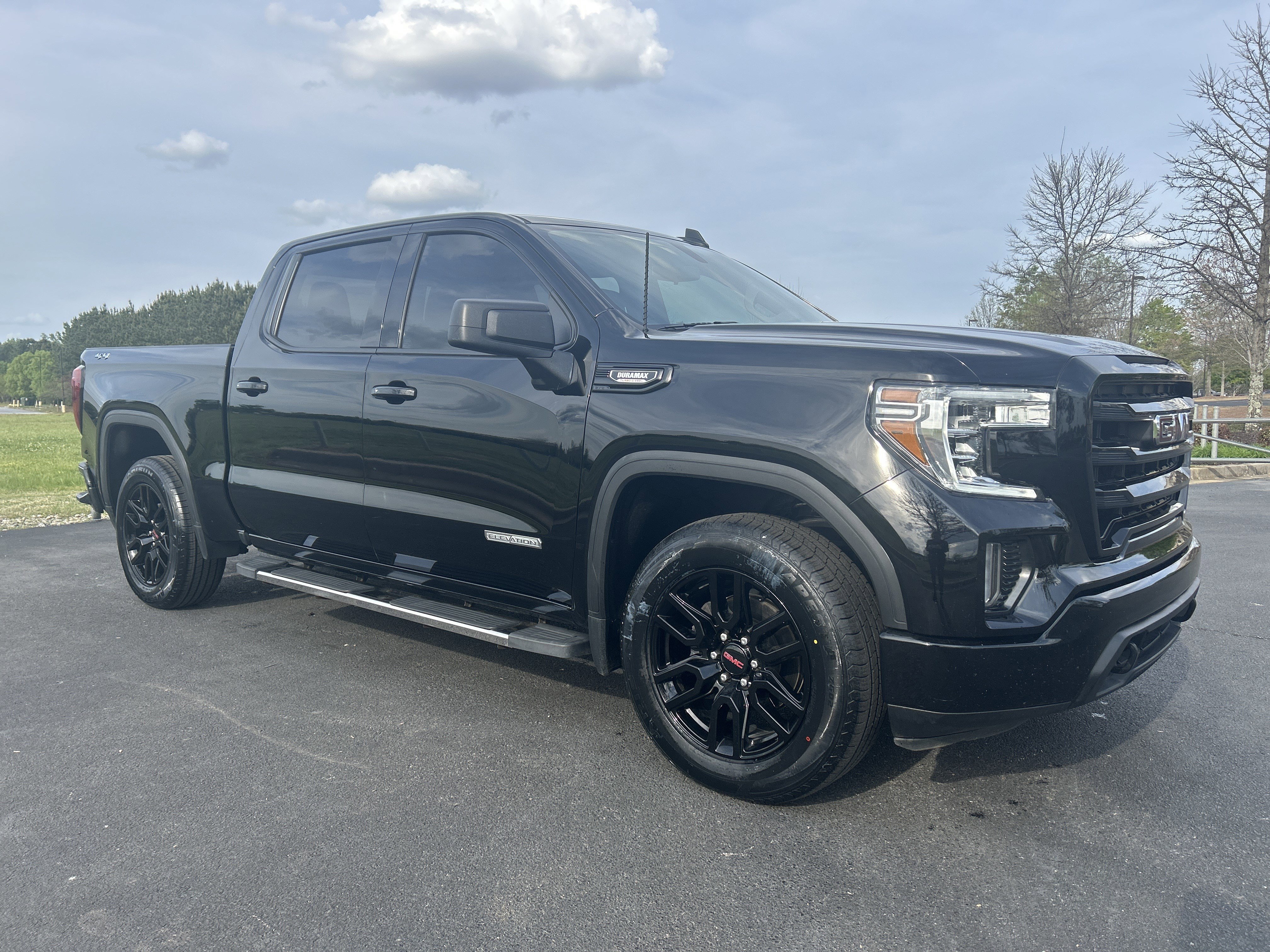 Used 2021 GMC Sierra 1500 Elevation image 2