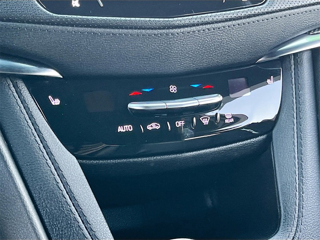 Used 2023 Cadillac XT5 Sportv image 14