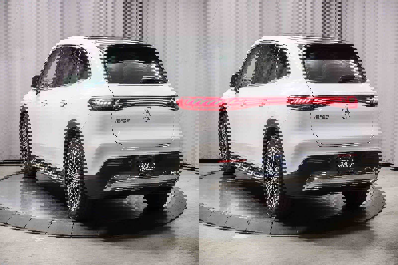 Certified 2023 Mercedes-Benz EQS 450+ SUV image 2