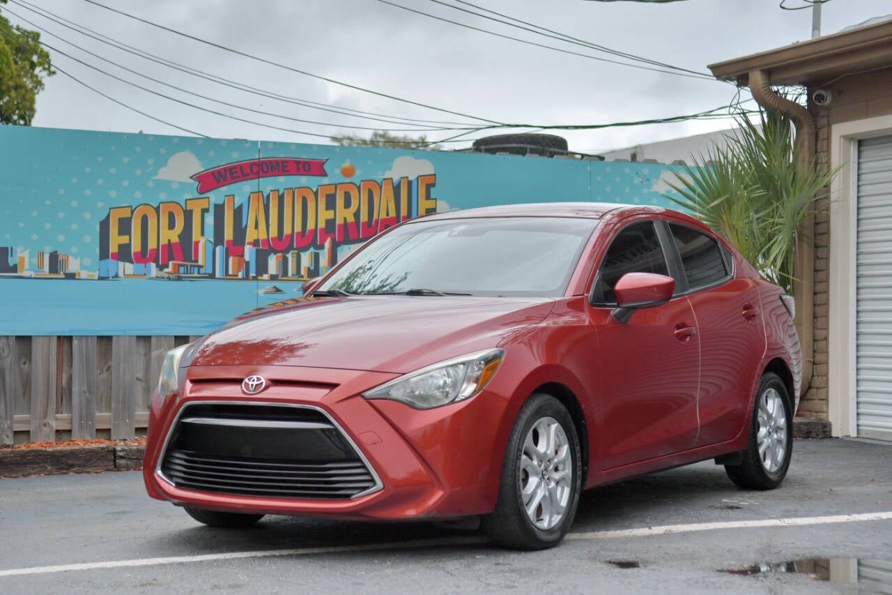 Used 2017 Toyota Yaris iA FWD image 1