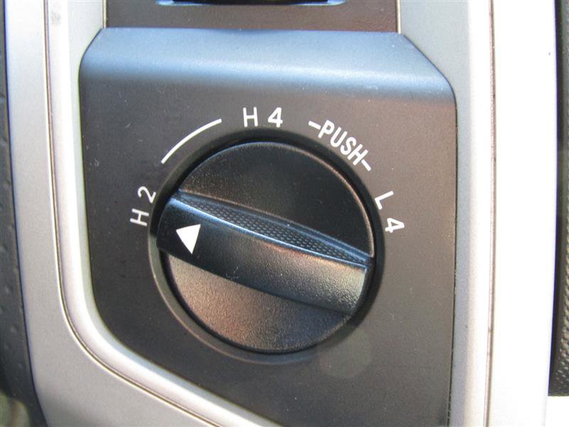 Used 2011 Toyota Tacoma 4x4 Access Cab V6 w/ TRD Sport Pkg image 18