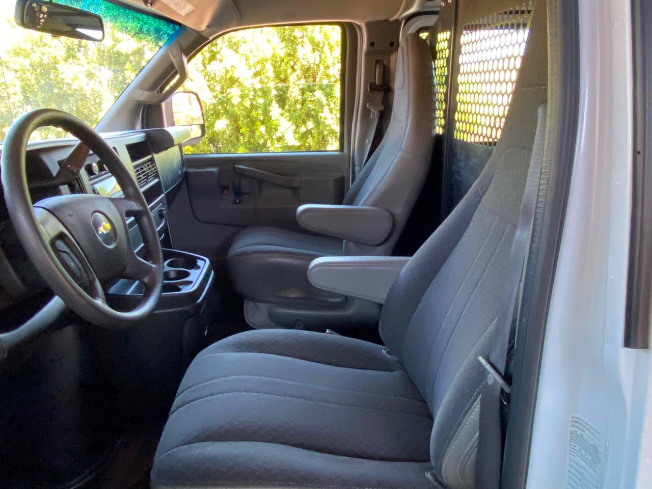 Used 2025 Chevrolet Express 2500 w/ Driver Convenience Package RWD image 26