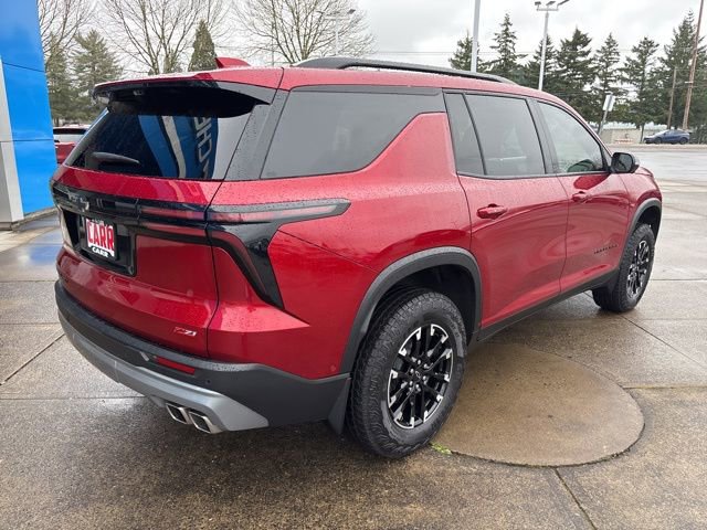 Used 2024 Chevrolet Traverse Z71 w/ Enhanced Driving Package image 8