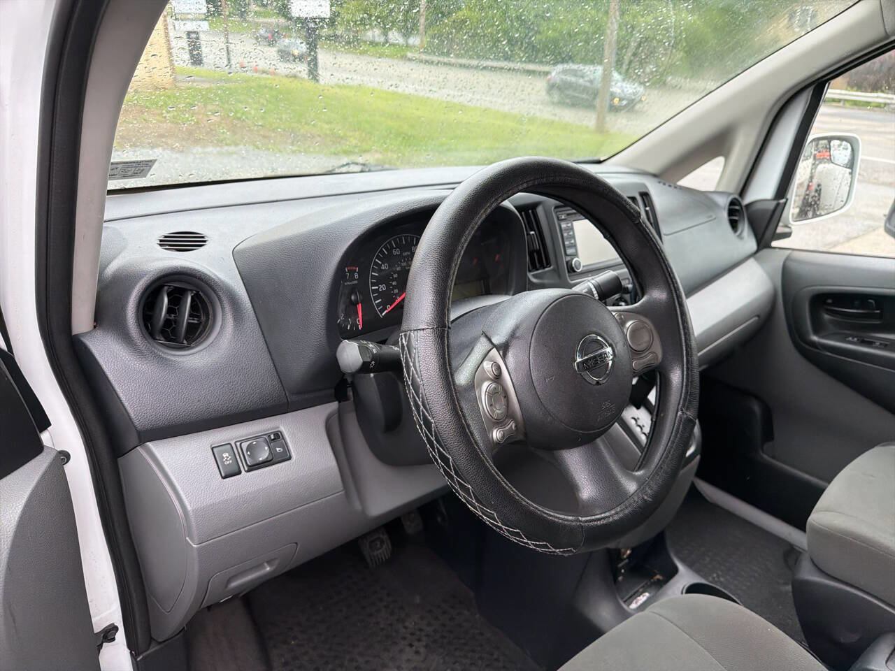 Used 2016 Nissan NV200 SV w/ Technology Package FWD image 8