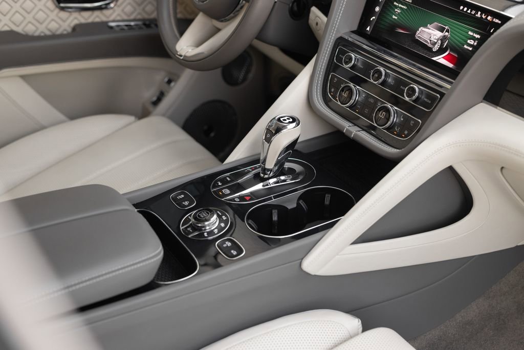 Used 2023 Bentley Bentayga Speed AWD/4WD image 27