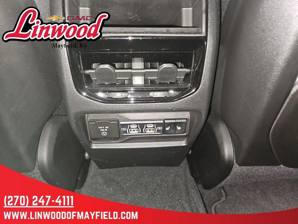 Used 2023 Jeep Grand Cherokee Limited AWD/4WD image 16