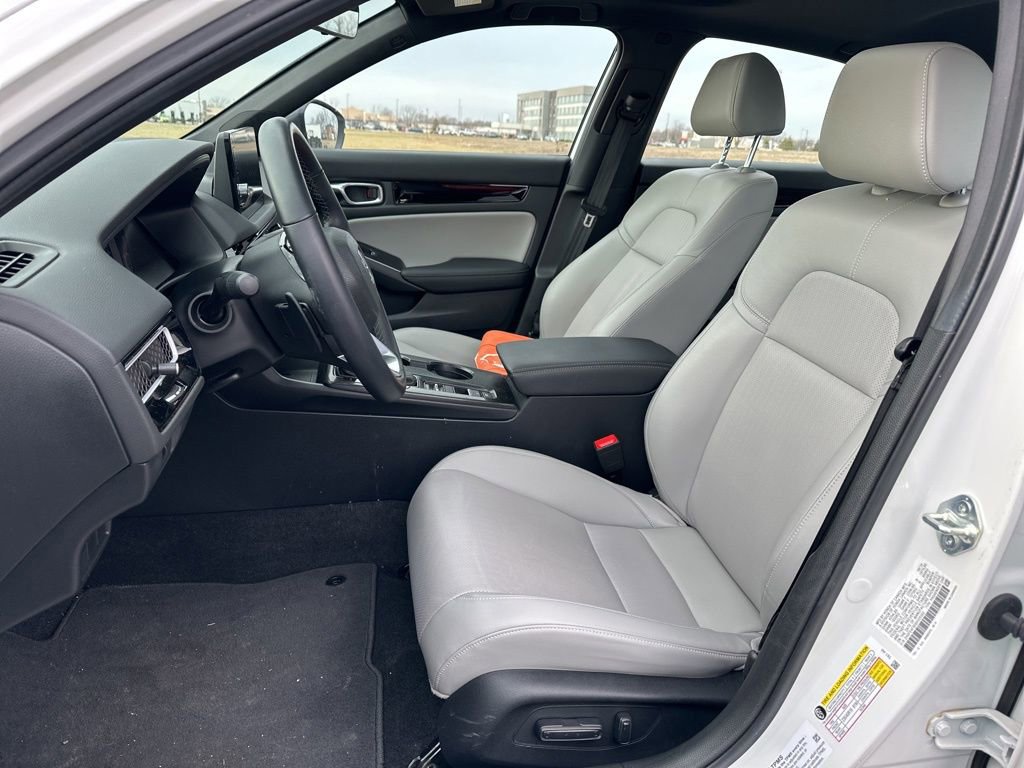 Used 2025 Honda Civic Sport Touring image 17