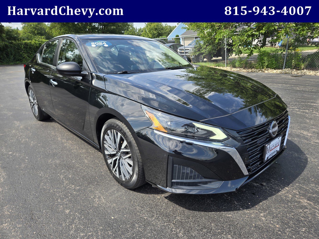 Used 2024 Nissan Altima 2.5 SV