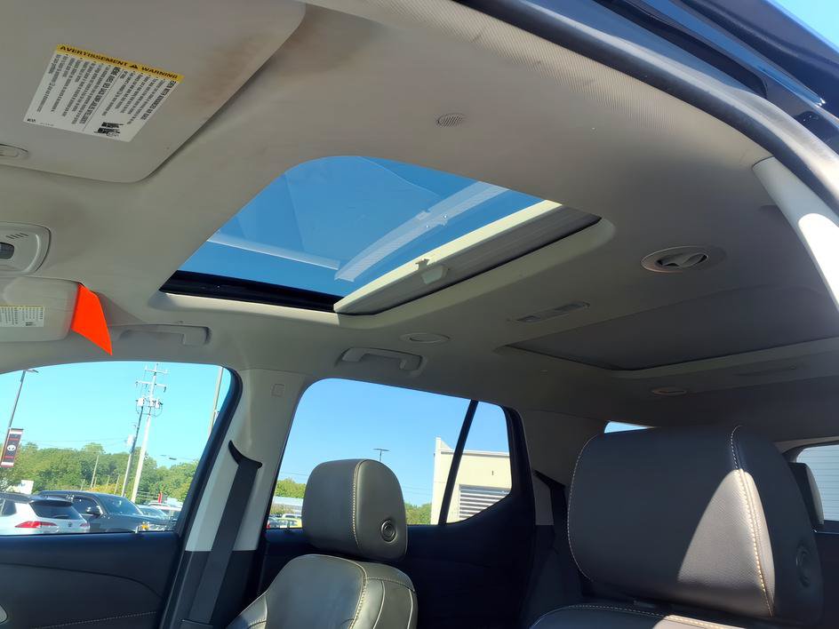 Used 2020 Chevrolet Traverse LT w/ LT Premium Package AWD/4WD image 14
