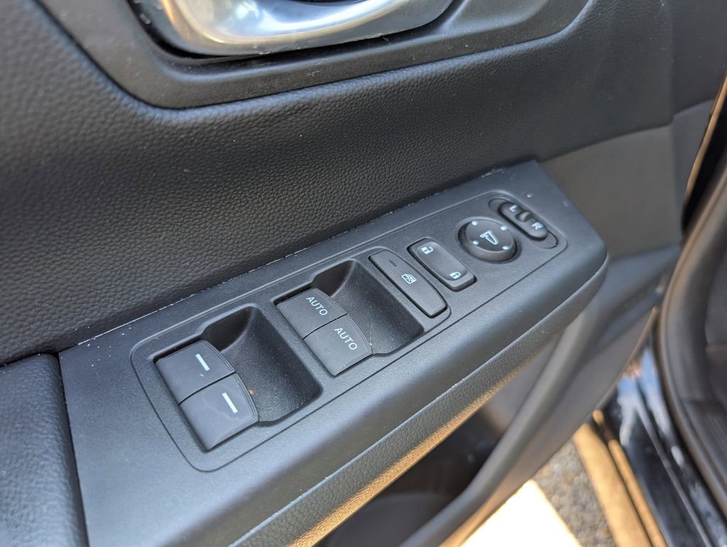 Certified 2024 Honda CR-V Sport image 9