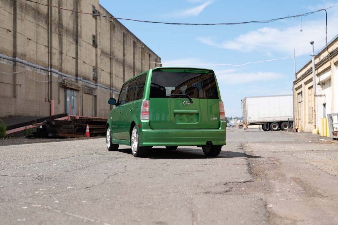 Used 2006 Scion xB FWD image 15
