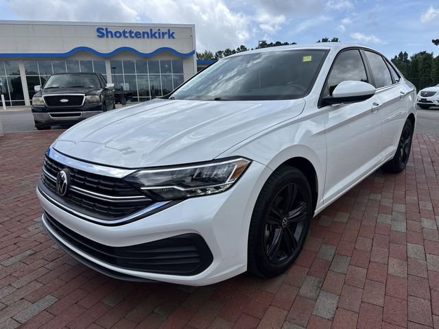 Used 2024 Volkswagen Jetta SE