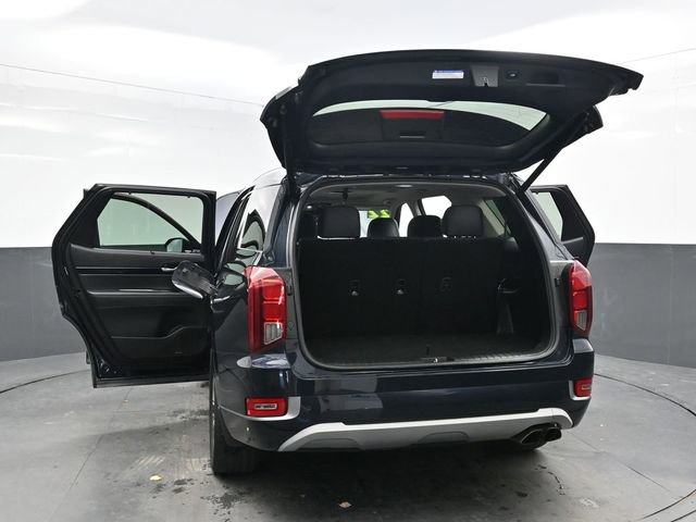Used 2022 Hyundai Palisade Limited w/ Winter Package image 45
