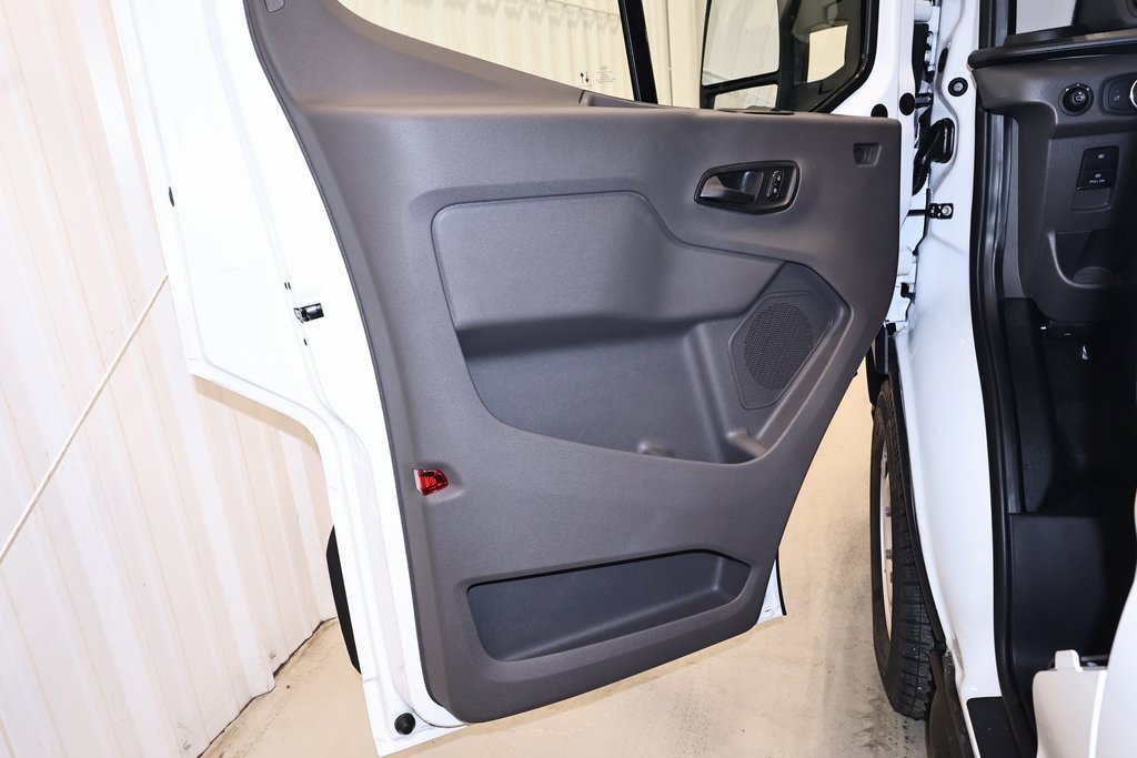 New 2026 Ford Transit 250 148 Medium Roof image 10