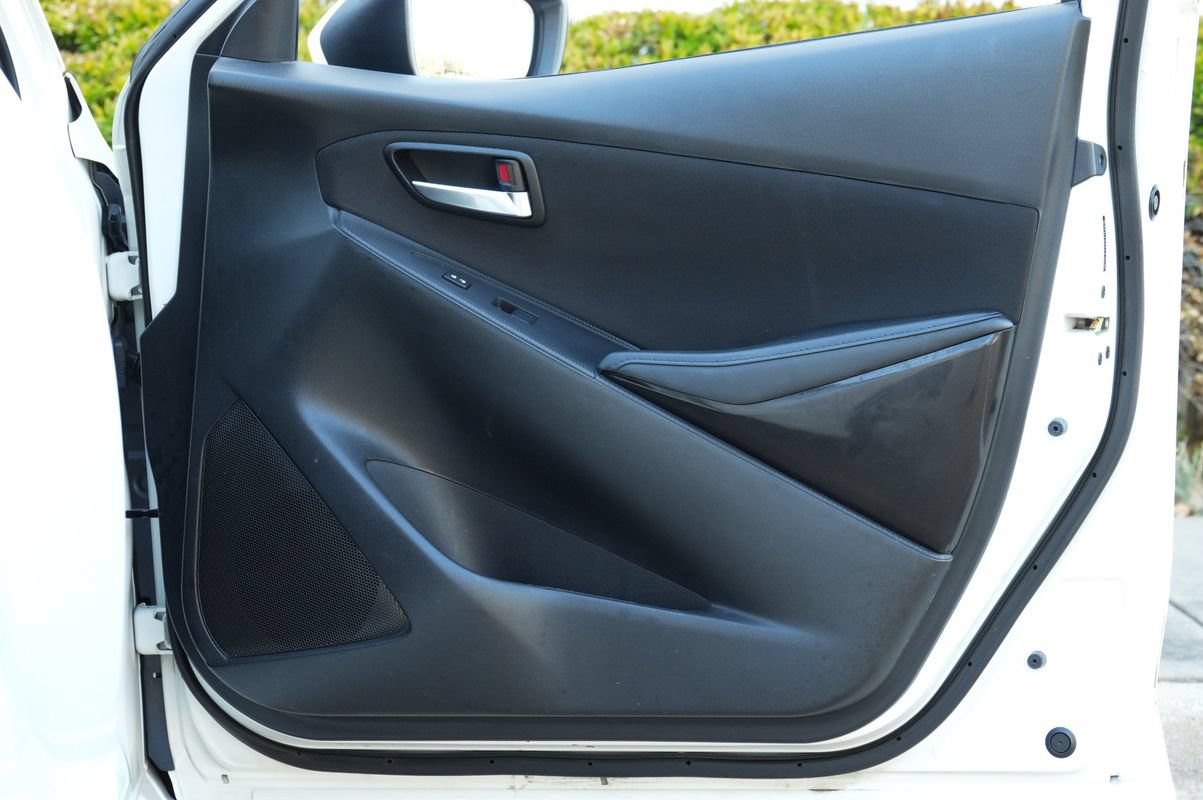 Used 2016 Scion iA FWD image 38