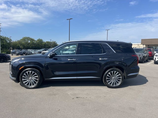 Certified 2025 Hyundai Palisade Calligraphy AWD/4WD image 2