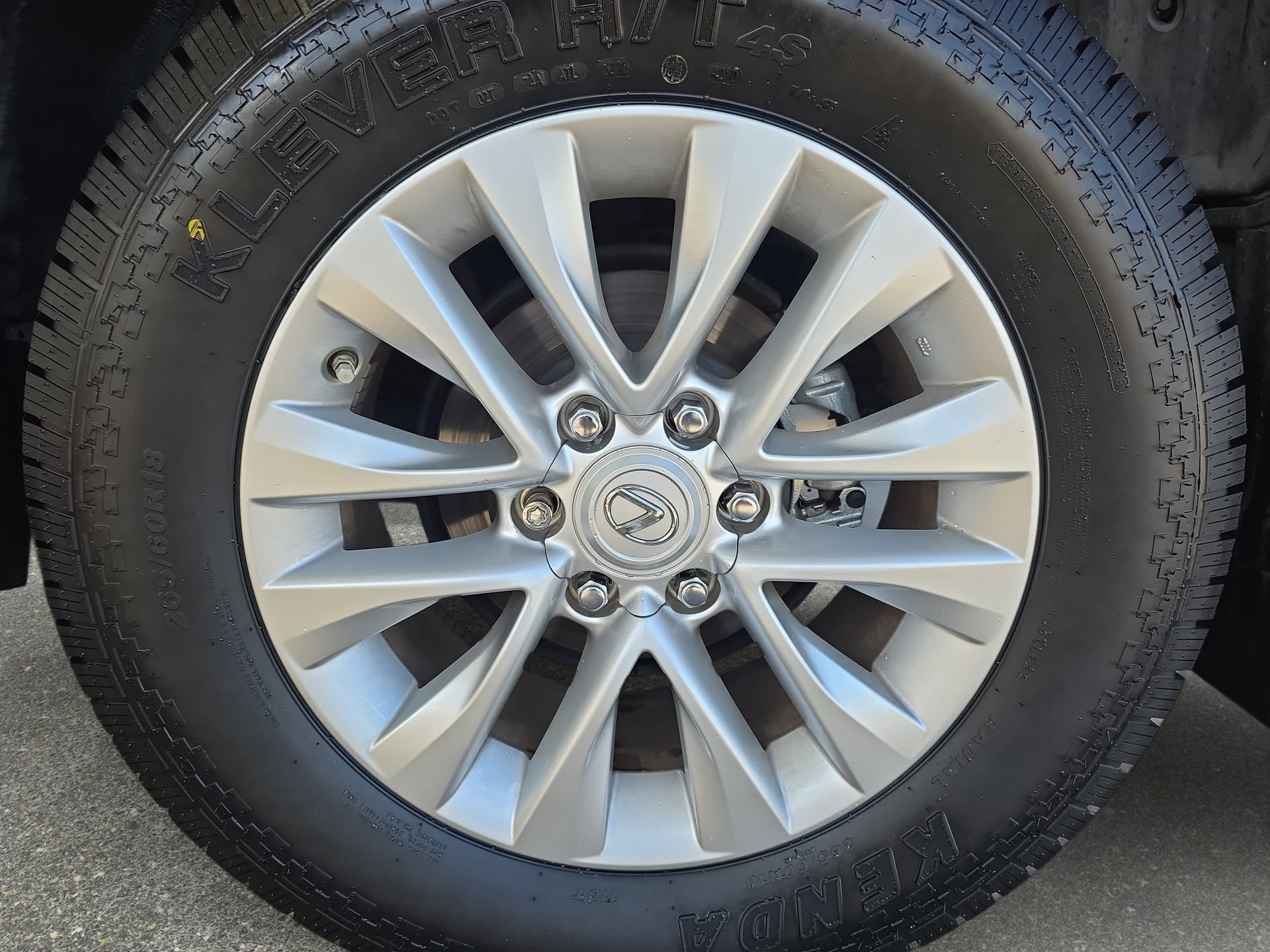 Used 2023 Lexus GX 460 Premium AWD/4WD image 31