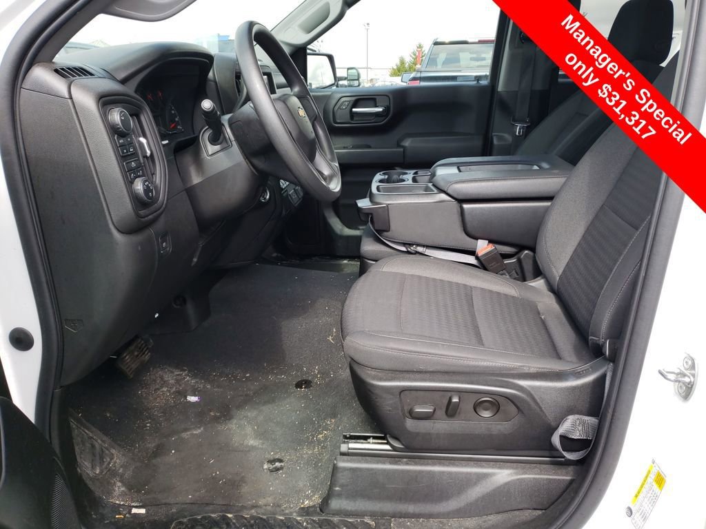 Used 2022 Chevrolet Silverado 1500 Custom AWD/4WD image 9